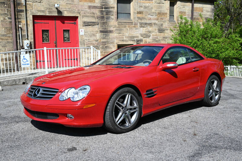 2006 Mercedes-Benz SL-Class for sale at Bill Dovell Motor Car in Columbus OH