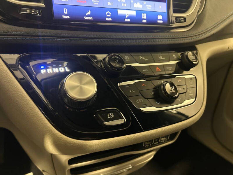 2021 Chrysler Pacifica Touring