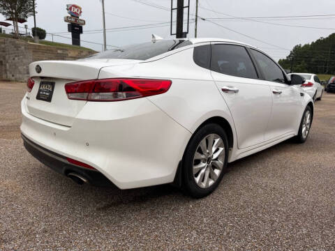 2018 Kia Optima LX