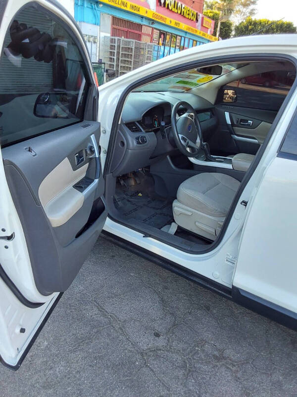 2013 Ford Edge SE