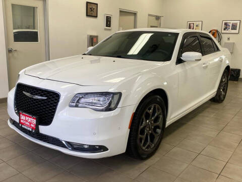 2018 Chrysler 300 for sale at DAN PORTER MOTORS in Dickinson ND