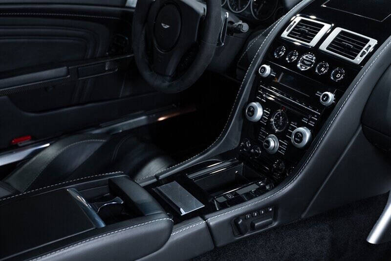 2010 Aston Martin DBS