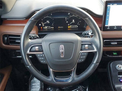 2022 Lincoln Nautilus Reserve