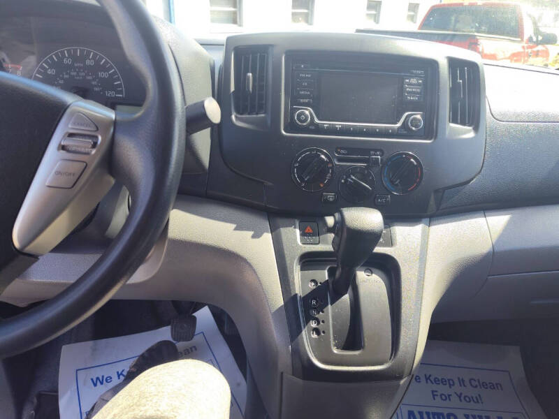 2019 Nissan NV200 S