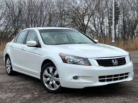 2009 Honda Accord for sale at DIRECT AUTO SALES in Maple Grove MN