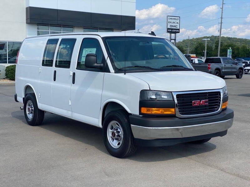 2025 GMC Savana 2500