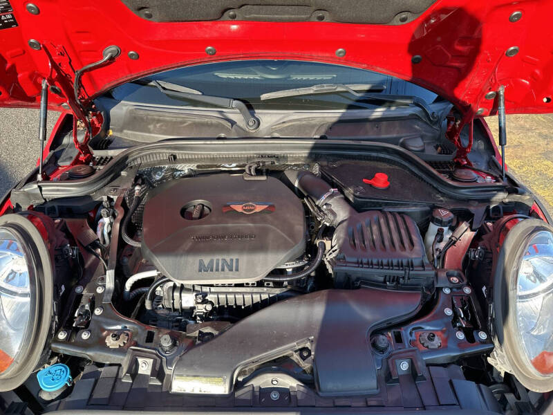 2015 MINI Cooper Base photo 10