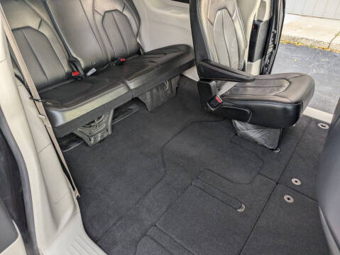 2018 Chrysler Pacifica Touring L