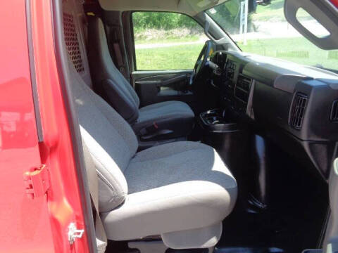 2024 Chevrolet Express 2500