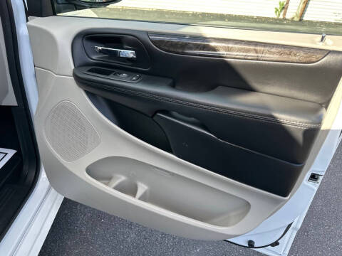 2019 Dodge Grand Caravan SE