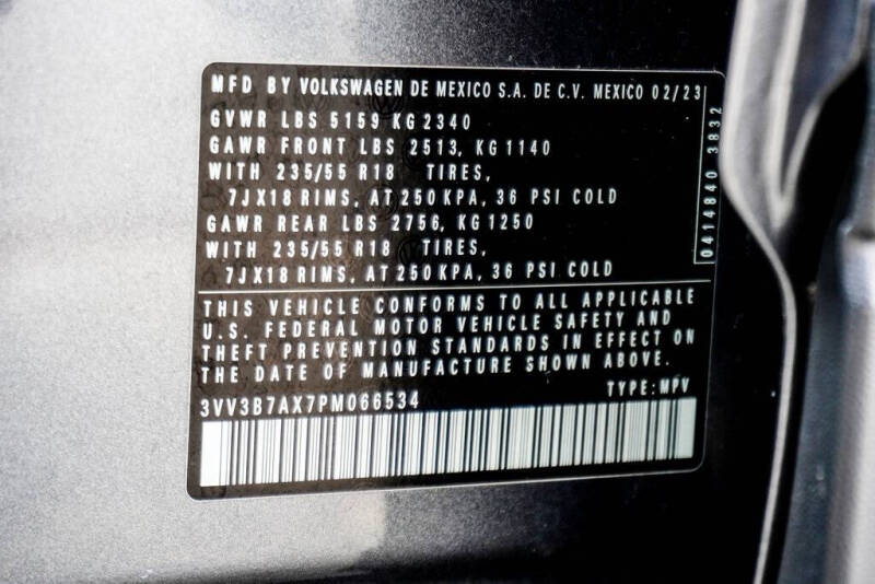 2023 Volkswagen Tiguan SE