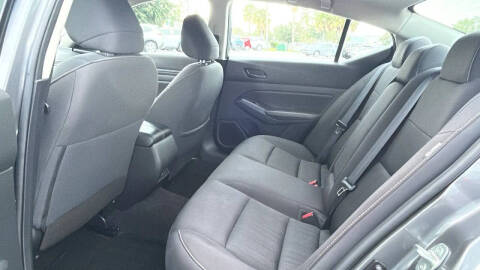 2024 Nissan Altima 2.5 SV