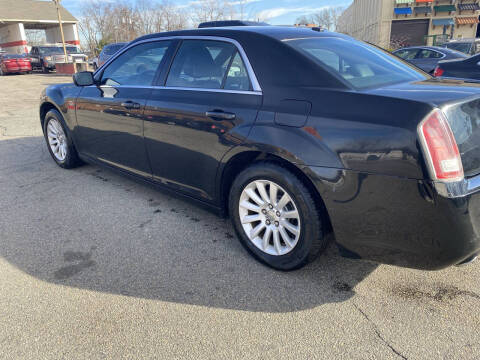 2013 Chrysler 300