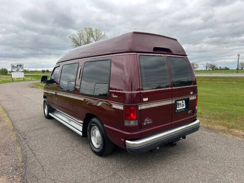 2003 Ford E-Series