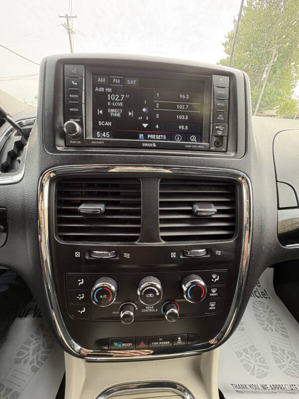 2016 Dodge Grand Caravan SXT Plus