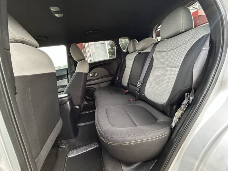 2014 Kia Soul +