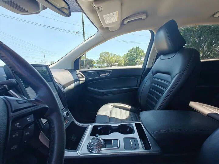 2022 Ford Edge SEL