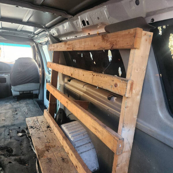 2000 Ford E-350 XL SD