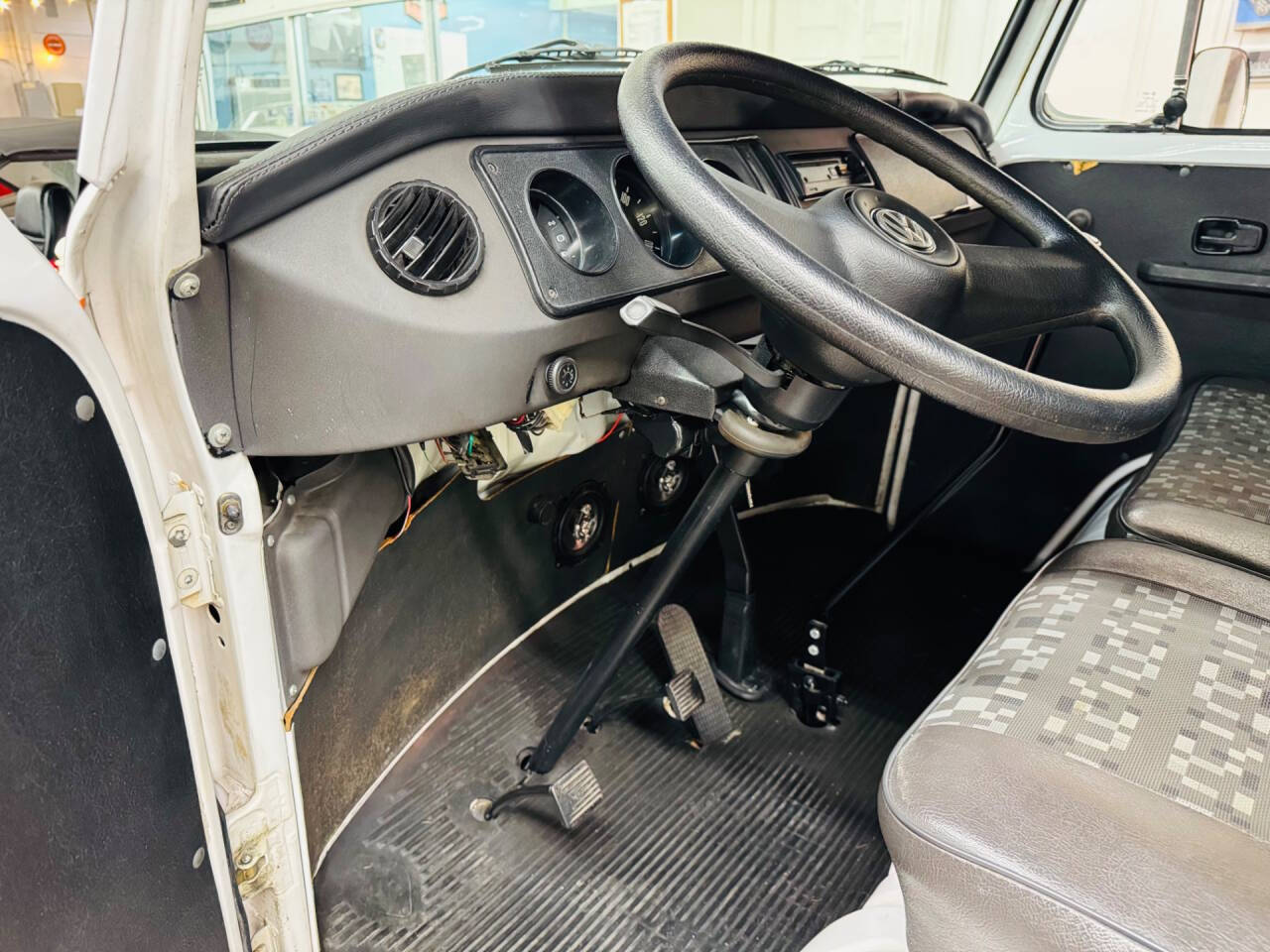 1994 Volkswagen Type 2 Kombi 30