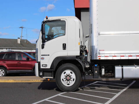 2025 Isuzu FTR