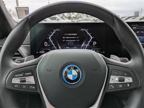 2024 BMW 3 Series 330e