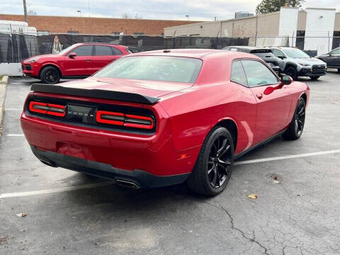 2016 Dodge Challenger SXT