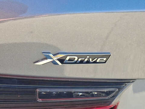 2023 BMW 3 Series 330i xDrive