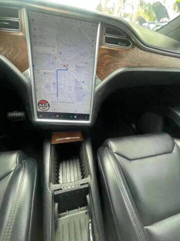 2017 Tesla Model X 75D