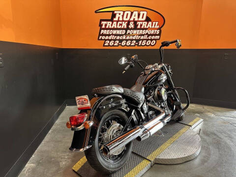 2018 Harley-Davidson® FLHC - Softail® Heritage