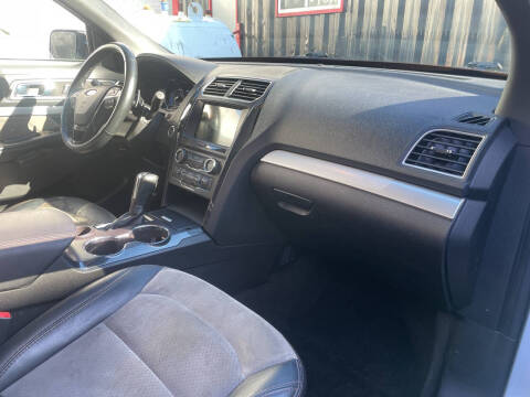 2017 Ford Explorer XLT