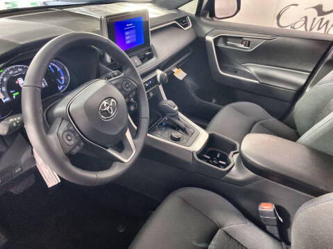 2024 Toyota RAV4 Hybrid SE