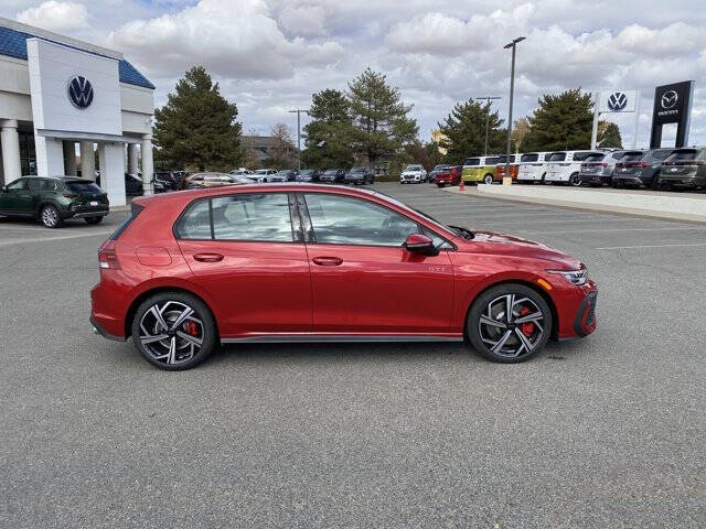 2026 Volkswagen Golf GTI SE