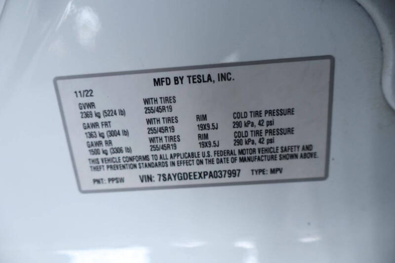 2023 Tesla Model Y Long Range