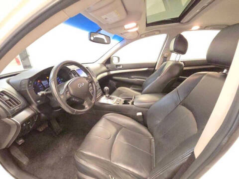 2015 Infiniti Q40