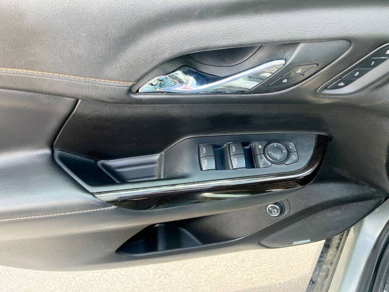 2023 GMC Acadia AT4