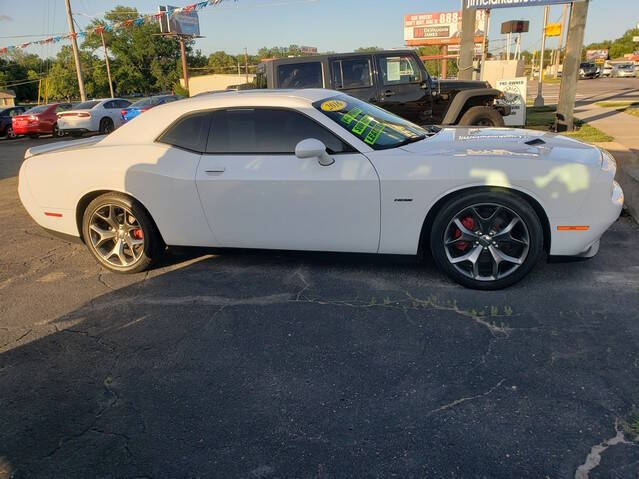 2016 Dodge Challenger R/T Plus