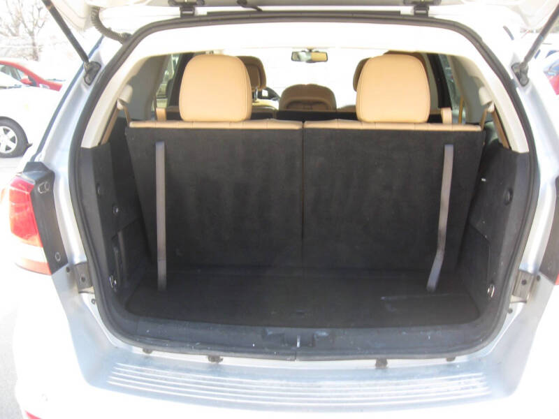 2011 Dodge Journey Lux