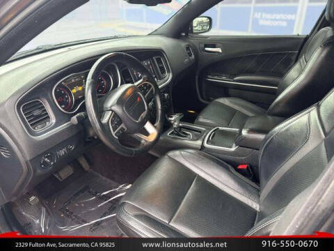 2017 Dodge Charger SXT