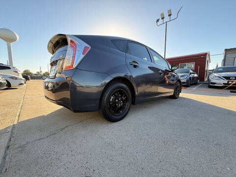 2014 Toyota Prius Two