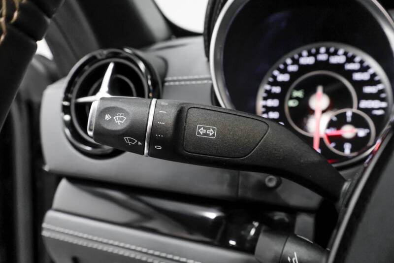 2015 Mercedes-Benz SL-Class SL 63 AMG