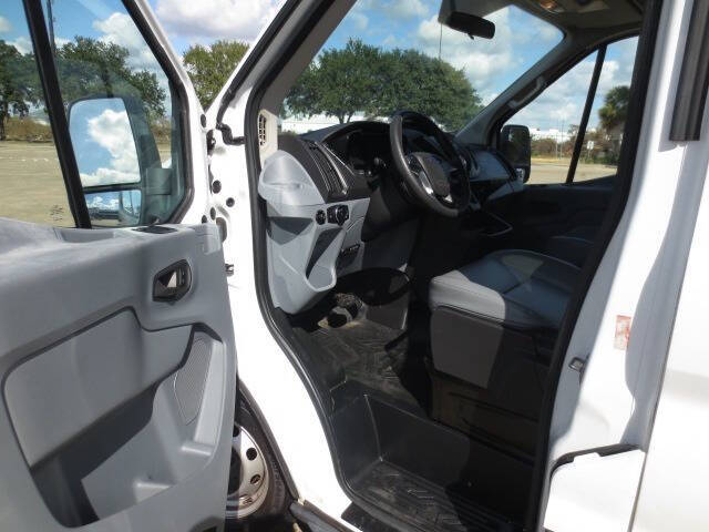 2015 Ford Transit 150 XLT