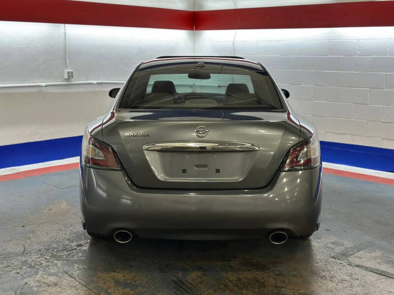 2014 Nissan Maxima