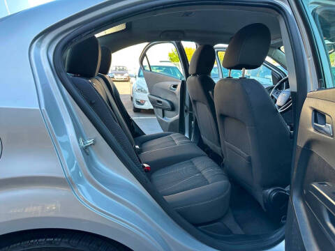 2017 Chevrolet Sonic LT Auto