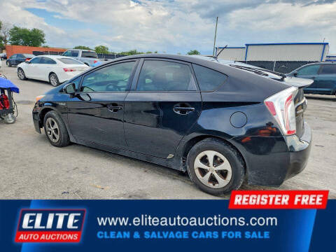 2013 Toyota Prius Two