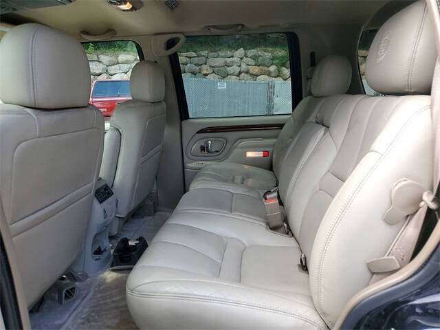 2000 Cadillac Escalade for sale at Bowman Auto Center in Clarkston, MI