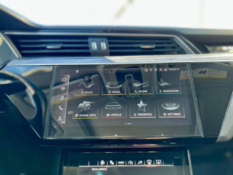 2024 Audi Q8 e-tron quattro Prestige