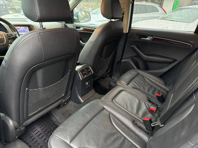 2012 Audi Q5 3.2 quattro Premium Plus