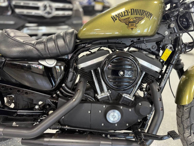 2016 Harley-Davidson IRON 8