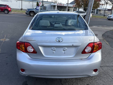 2009 Toyota Corolla LE