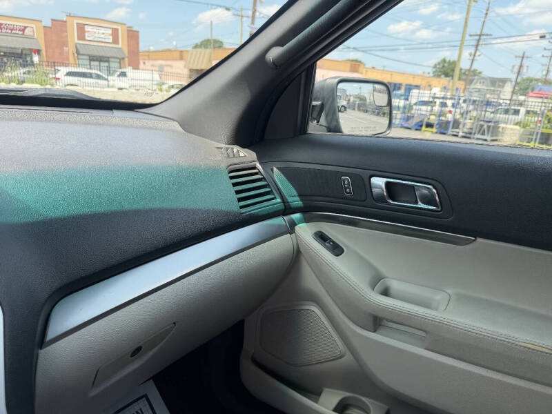 2013 Ford Explorer